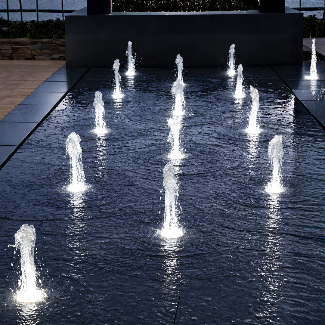 Flush-mounted 12mm stainless steel water play park and mall fountain deck jet nozzle with integrated 18W white LED light