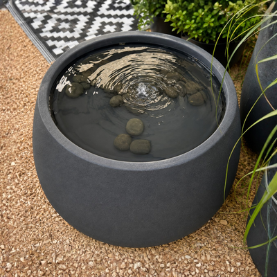 Patio Pot Water Feature for gardens, patios, courtyards and outdoor decorative spaces