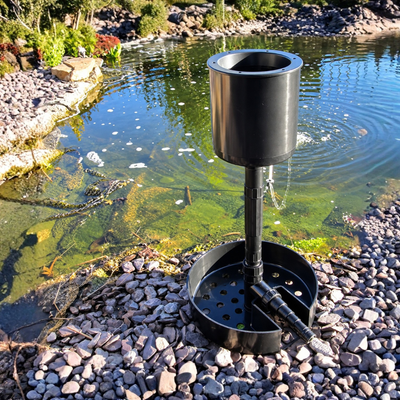 Mechanical pond leaf skimmer with telescopic floating suction head, removable debris basket and 20–40mm connection for ponds up to 25 square metres